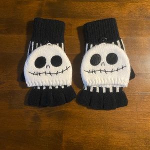 The Nightmare Before Christmas Jack Skellington Stripe Glomitts, Gloves